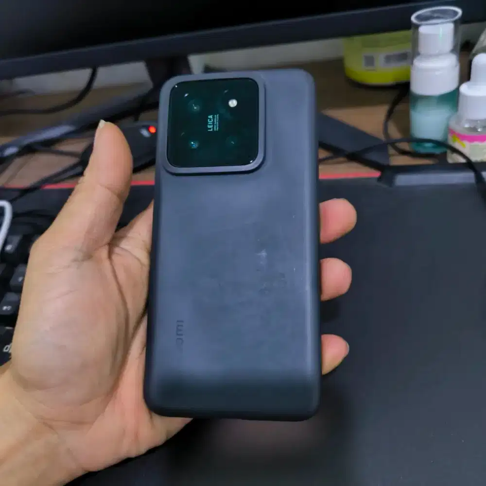 Handphone Xiaomi 14 Warna Green Jade Full Set