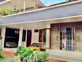 Dijual rumah siap huni lokasi SCBD, jakarta selatan