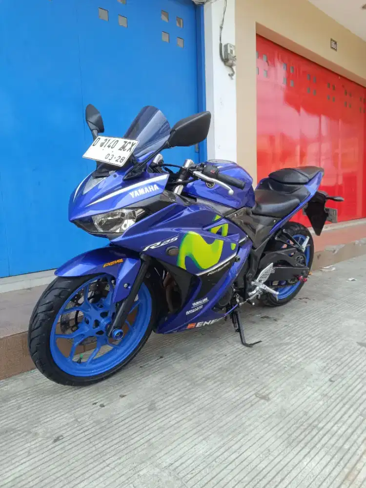 Yamaha R25 movistar 2017 mulus