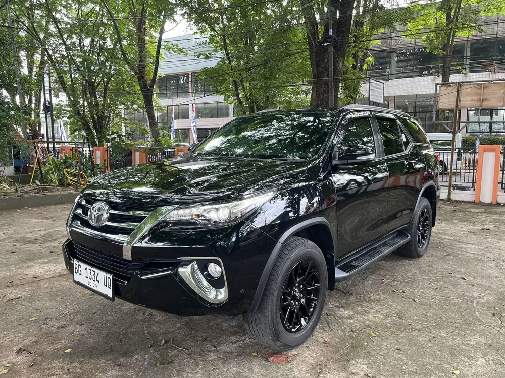 Toyota Fortuner 2.4 4x2 VRZ Solar AT 2017