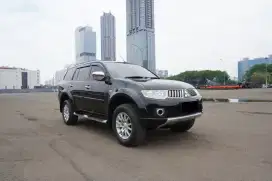 MITSUBISHI PAJERO EXCEED 2.5 AT DIESEL 2010