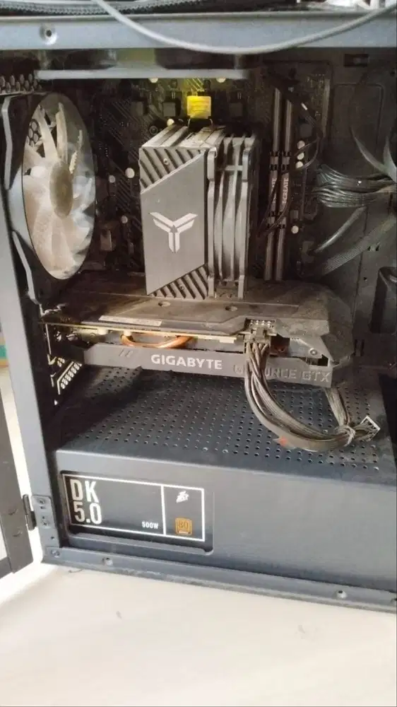 Jual pc gaming siap pakai