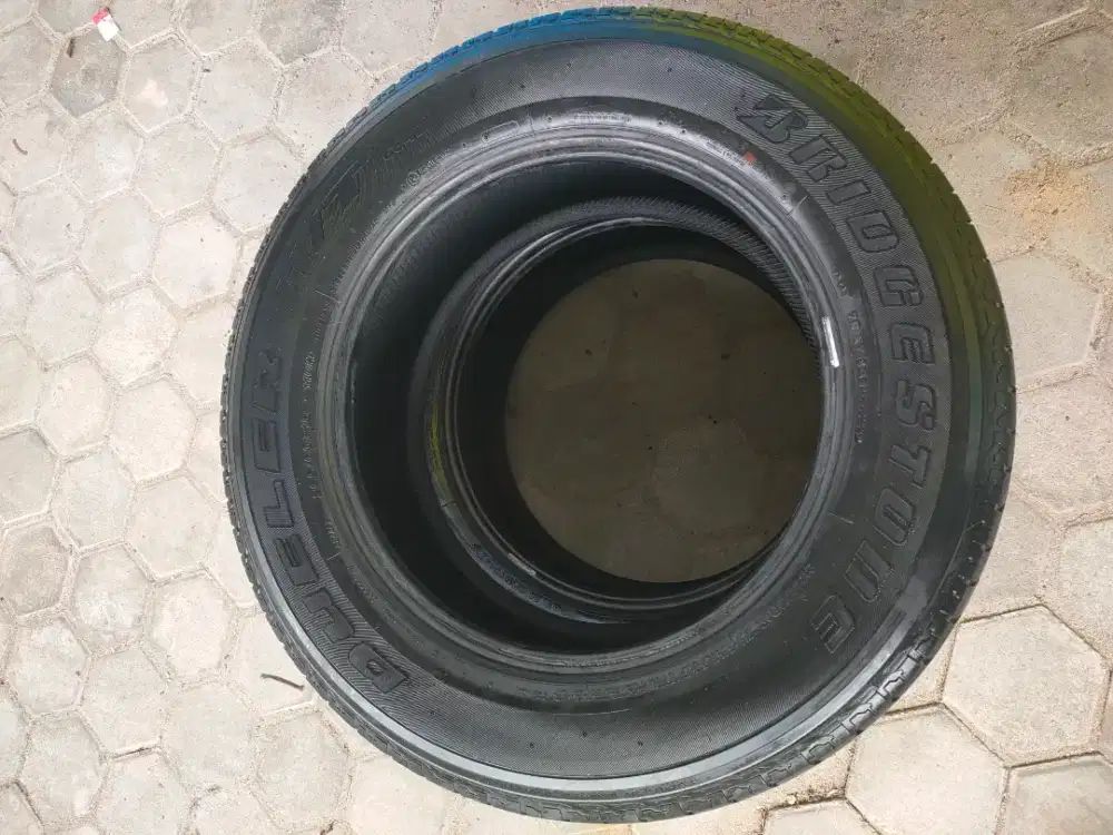 Di Jual Ban Bekas BS DUELER HT