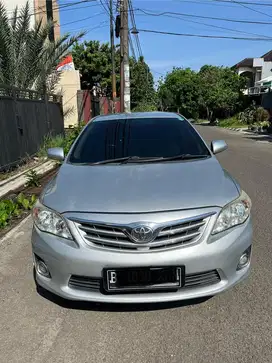 toyota altis 2011
