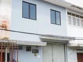 Dijual dan Disewakan Gudang di Jl. Tiang Bendera, Tambora
