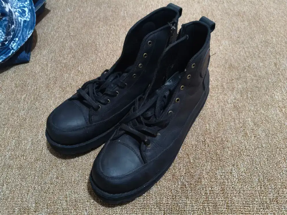 SEPATU BOTS HARD MOTION SIZE 43 ORIGINAL