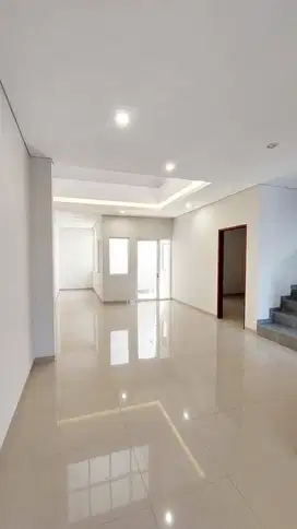 Dijual Rumah 2 Lantai Siap Huni Cantik Panjang Jiwo 8x18m