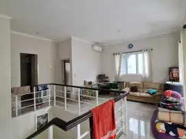 J JV Dijual  Rumah 10x18 h Cluster San Lorenzo Gading Serpong