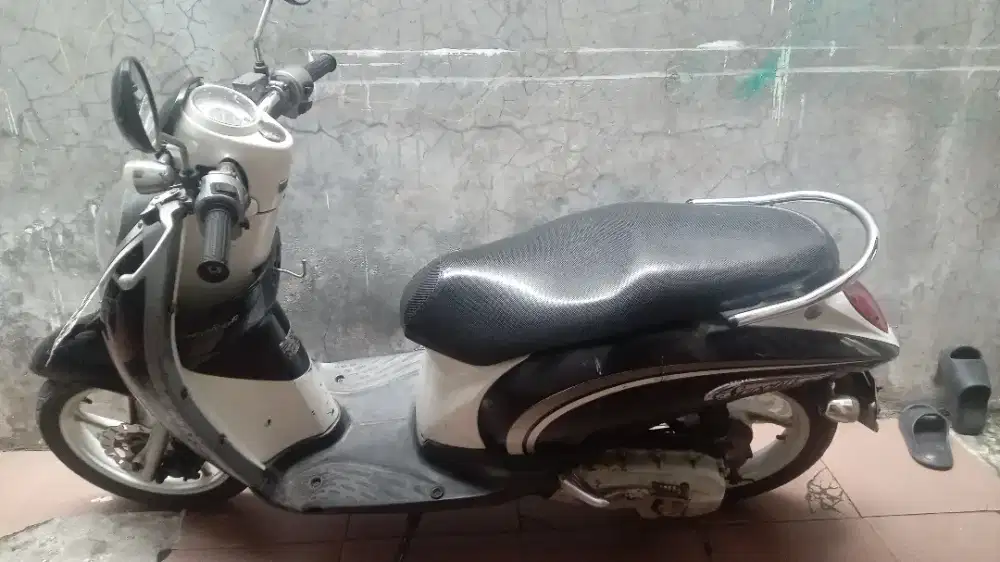 Honda scoopy 2011
