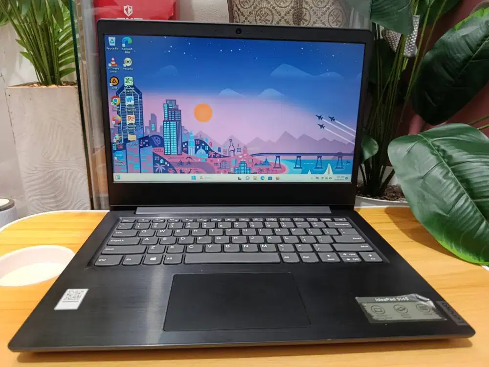 Laptop Lenovo Ideapad S145-14IIL Processor Intel core i5-1035G1 1.2GHz
