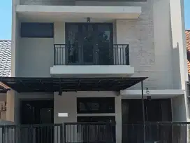 2 Lantai Minimalis Ciamik Rumah Citraland di Taman Puspa Raya