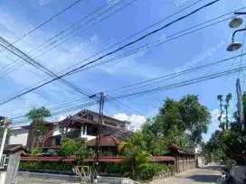 rumah mewah sangat istimewa pandega UGM hanya 5 menit