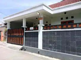 Jual Rumah Siap Huni full renovasi komp margahayu raya