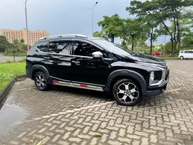 Mitsubishi Xpander Cross AT 2021 Hitam