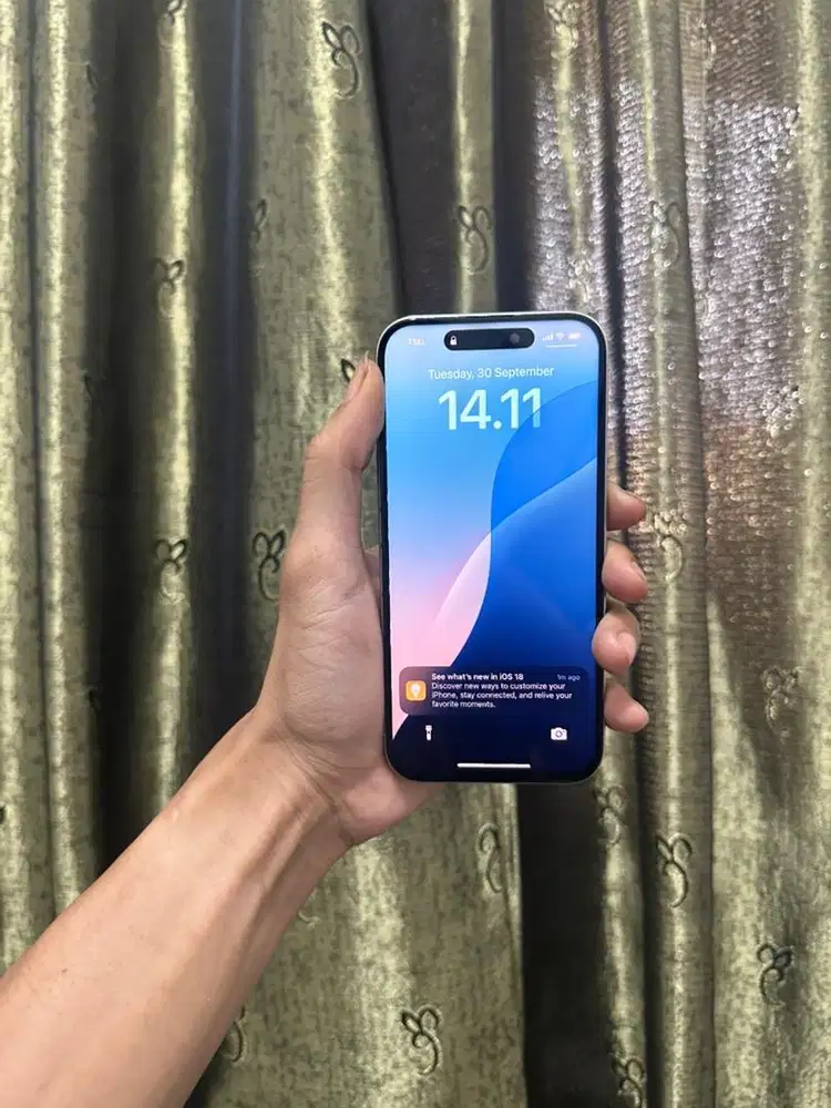 iPhone 15 Pro 128 Inter White Titanium Nominus