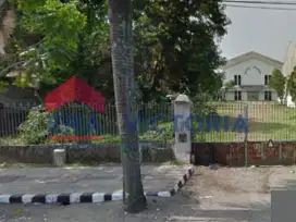 Dijual Ex Gedung Serbaguna di Pusat Kota Kediri Area Parkir Luas