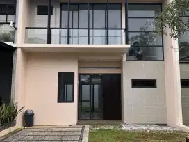 Hot Sale Rumah 2lt Shm Di Golden Park Lengkong Bsd
