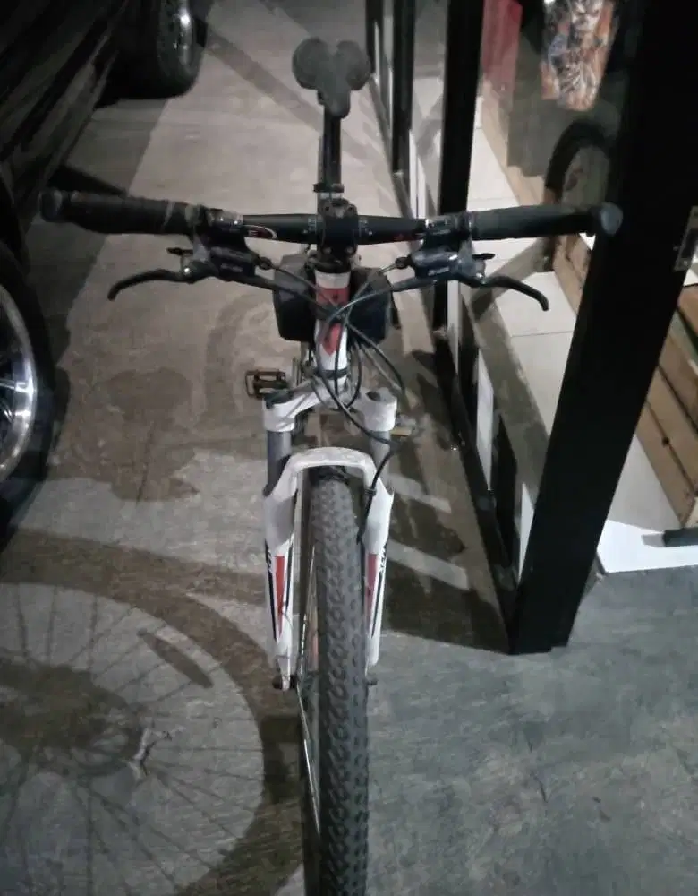 Jual Sepeda Specialized Hardrock 2011 Groupset Acera No Minus ..