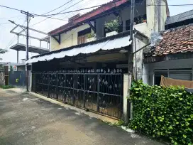 JUAL MURAH! Rumah Dijual Kemang. Komplek. Dekat Antasari Raya. NEGO