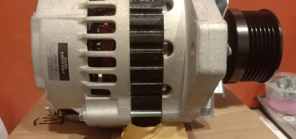 Alternator Isuzu 4HK1 4HK 4JJ1