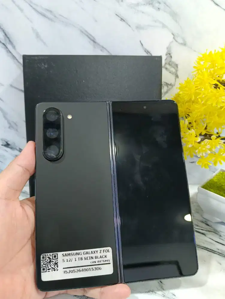 SAMSUNG GALAXY Z FOLD5 12/1TB SECOND INDO