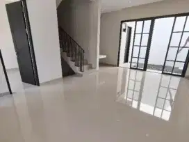 TURUN HARGA Rumah Dian Istana 2 Lantai Harga Lebih Murah dari Developer