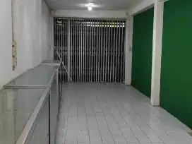 Ruko Pucang Anom disewakan