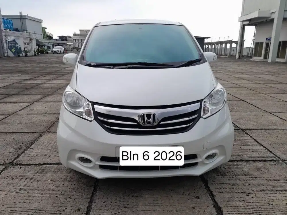 Km 85rb Honda Freed 1.5 PSD A/T 2013 Ac Double