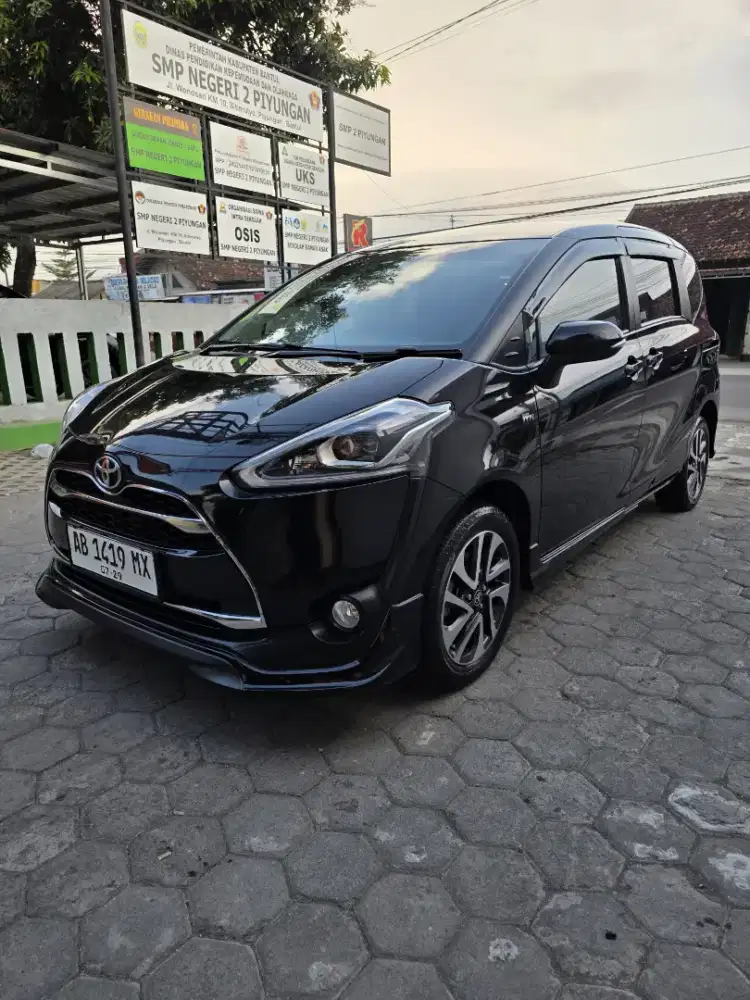 Toyota sienta Q matic 2019 istimewa km low