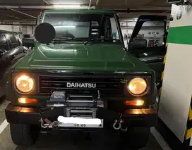 Dijual mobil jeep taft tahun 1991