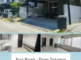 Semi Furnished Rumah Dian Istana Ciamik Surabaya Barat