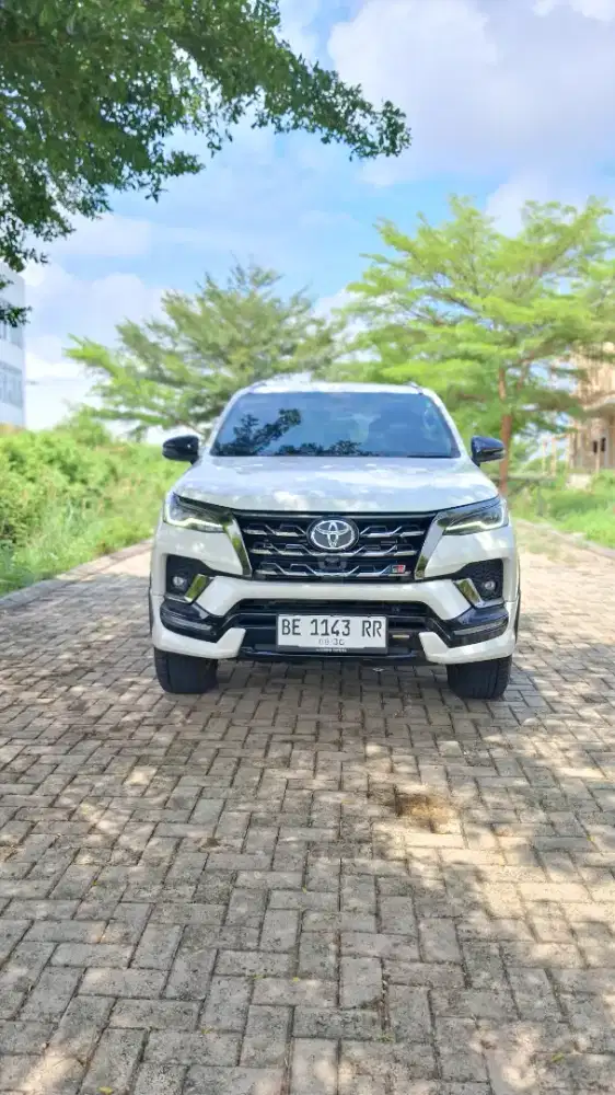 FORTUNER GR 2.8 METIC DIESEL 2023