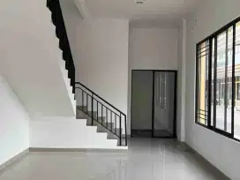 Disewakan Ruko terbaru di Greenlake city