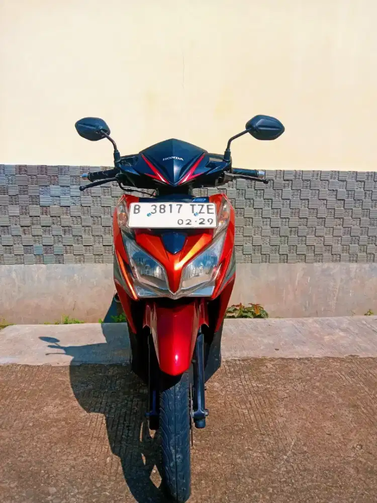 Nia:VARIO KZR PLAT B JAKTIM PAJAK HIDUP SS LENGKAP NEGO TIPIS