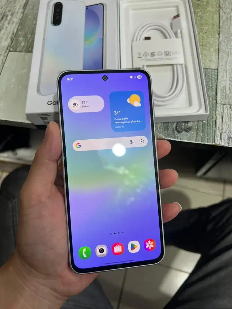 Samsung a36 8/256 baru 3mingguan kabel utuh masih baru harga net aja