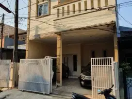 Rumah siap huni 2lt Luas 94m Type 3KT di Pejuang HI Harapan Indah Bekasi