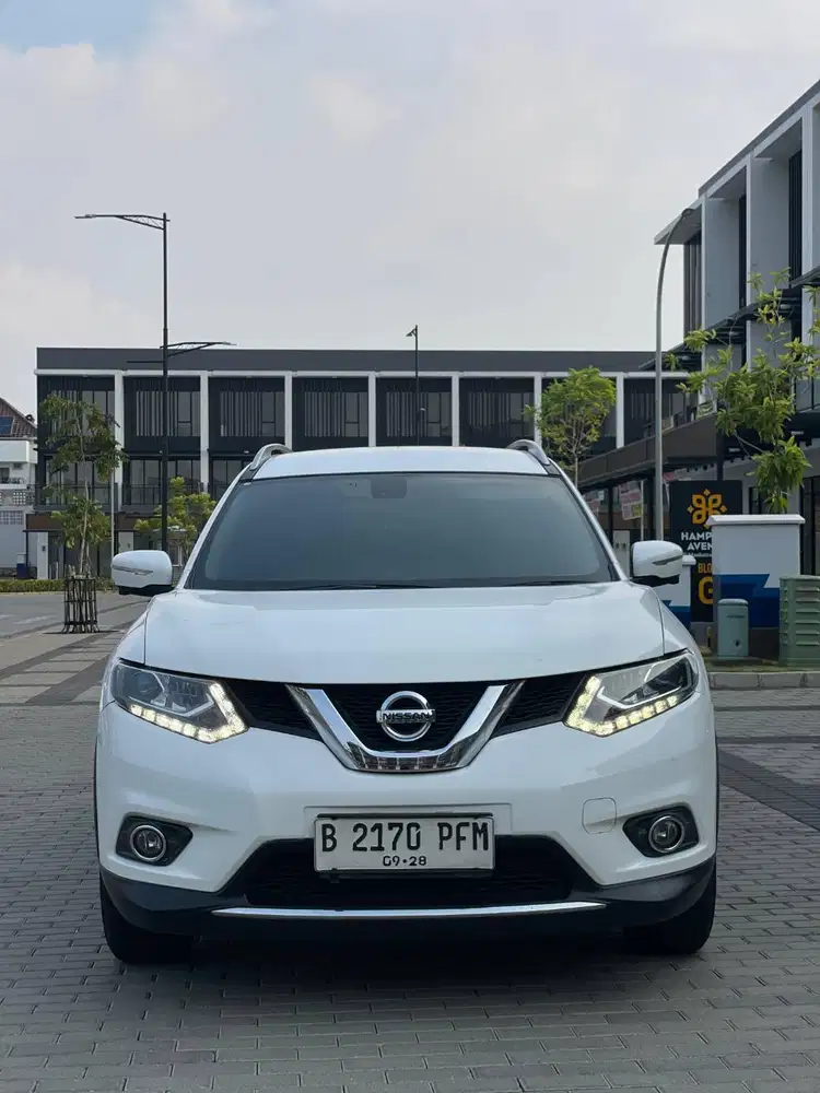 Flash Sale Ni Gan Nissan XTrail 2.0 CVT AT 2018 putih bagus kok