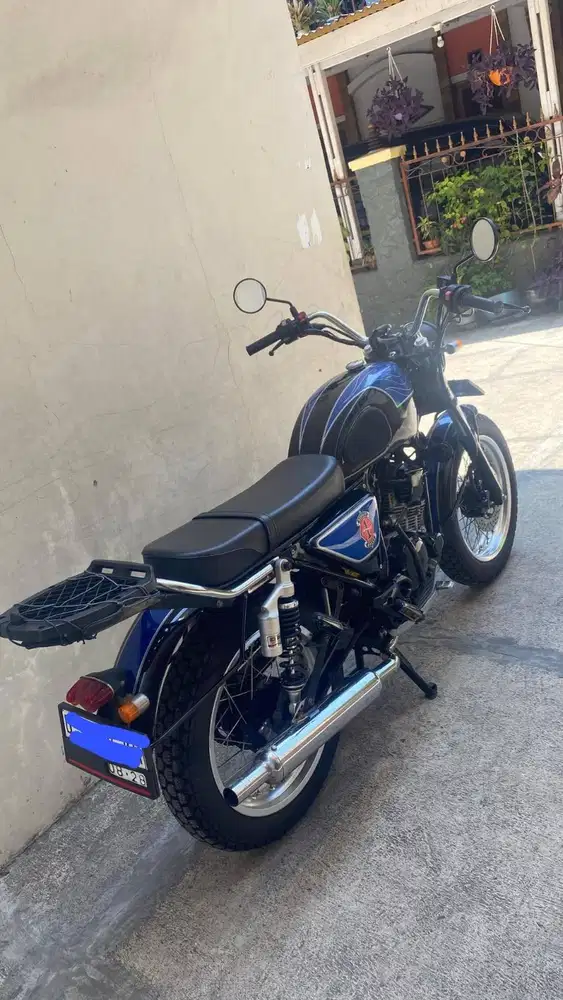 Jual Motor Modifikasi Triumph