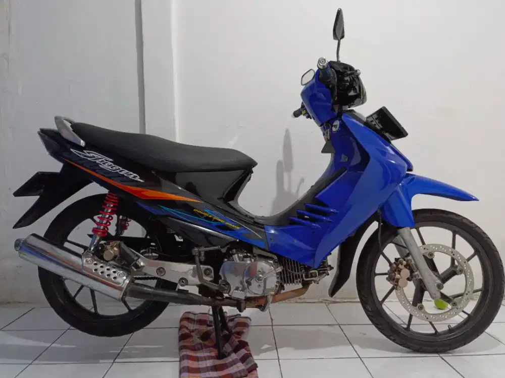 Suzuki shogun sp 125 fd 2006