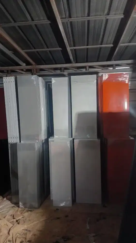 Rak besi serbaguna