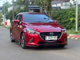 Mazda 2 R AT 2018 Merah Metalik Low