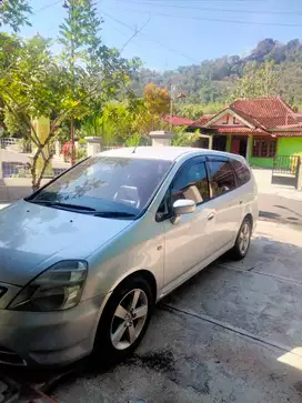dijual honda stream matic
