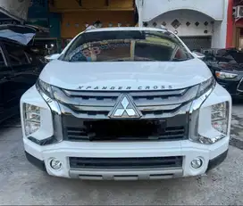 (TDP 41 JUTA!) Mitsubishi Xpander Cross 1.5L Plus Automatic Putih 2021