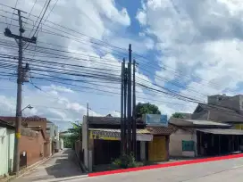Rumah kost dan bangunan kios luas Grogol Sukoharjo