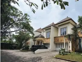 Rumah Mewah di Pejaten Barat
