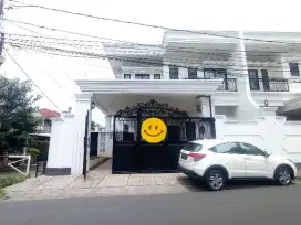 Dijual Cepat Rumah Mewah di Komplek DKI Joglo