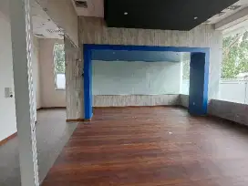Sewa Office Space Gedung 200-1.200m² Jl Pramuka Cempaka Putih
