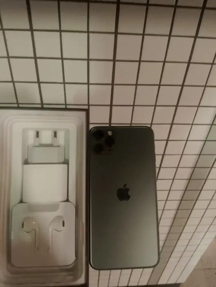 Iphone 11 pro max 256gb teristimewa