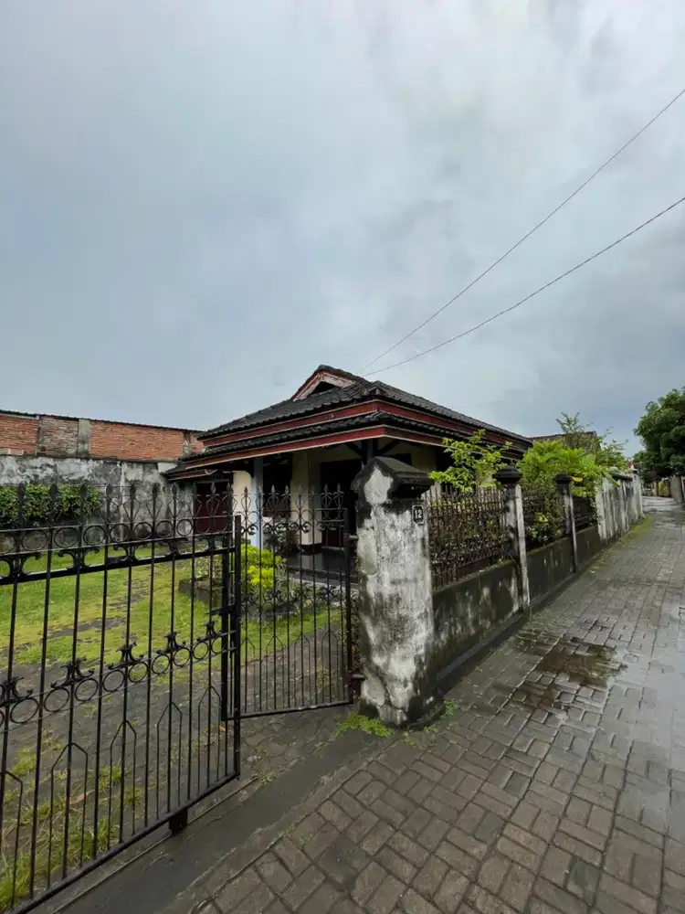 Rumah 6 are hanya 200m ke jalan utama Adisucipto mataram