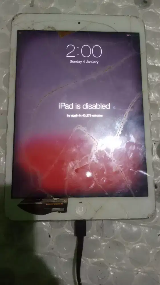 Iped a1432 64gb layar 8 inchi wifi only